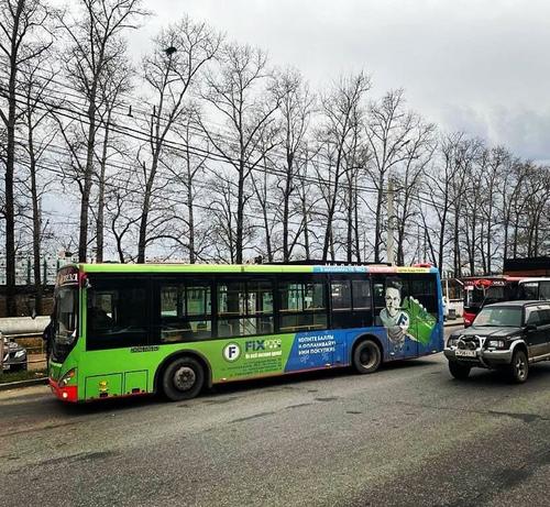 В Хабаровске столкнулись три автобуса