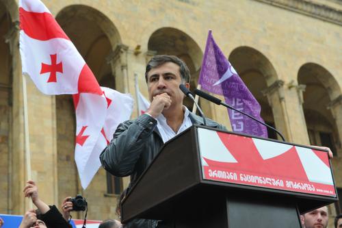 Лечащий врач Саакашвили сообщил, что экс-президент испытывает проблемы с передвижением из-за голодовки 