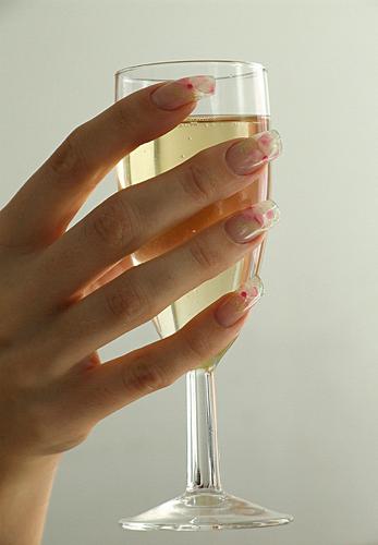 В союзе виноделов России не ожидают дефицита шампанского накануне Нового года