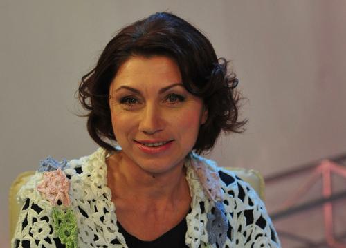 Сябитова призналась, что надеется на скорую выписку Гузеевой и ждет ее на съемках