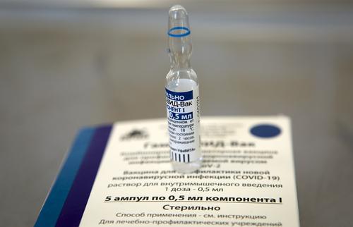 В Крыму введена обязательная вакцинация для работников отдельных отраслей