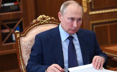 Путин подписал указ о нерабочих днях в России с 30 октября по 7 ноября