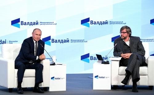 Путин назвал «самым главным результатом» своей работы сокращение уровня бедности в России