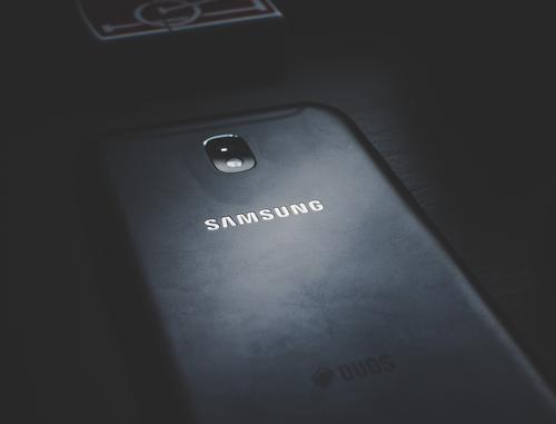 Арбитражный суд Москвы запретил продажу 61 модели смартфонов Samsung в РФ 