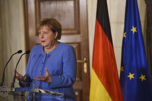 Меркель призналась, что почувствовала «некое облегчение» в момент отставки