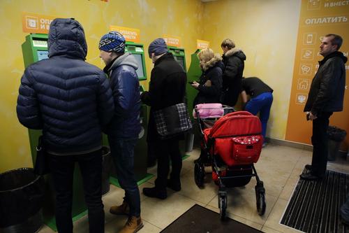 Ставки российских банков по потребительским кредитам выросли в октябре в среднем на 1 процент