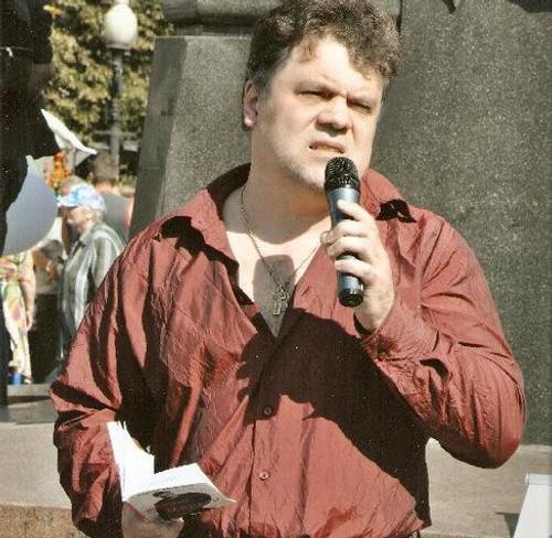 Поэт и журналист Сергей Соколкин ушел из жизни в 58 лет от последствий COVID-19