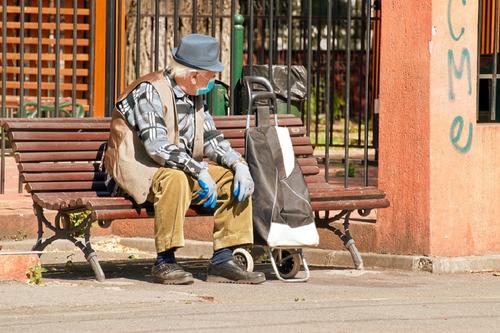 Роспотребнадзор Санкт-Петербурга: ответственность за отказ от обязательной вакцинации пенсионеры несут сами перед собой