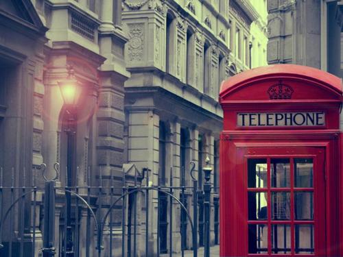 В Великобритании решили сохранить телефонные будки 