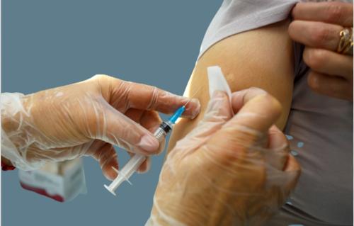 В России нарастают настроения против QR-кодов и массовой вакцинации