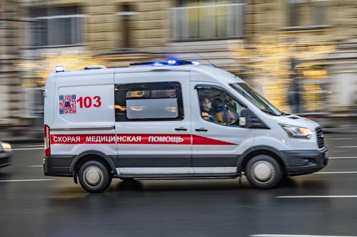 В московском автосервисе неизвестный тяжело ранил ножом двух мужчин