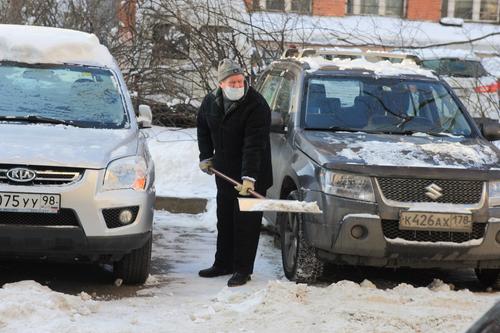 Петербуржцы этой зимой смогут подработать на расчистке улиц от снега