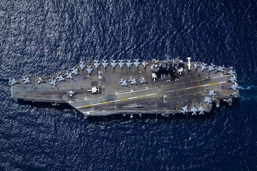Отставной капитан ВМС США Джерри Хендрикс: американские авианосцы обречены на поражение при встрече с ракетами России