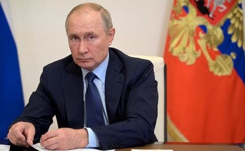Путин поручил главам регионов доложить о соблюдении ограничений по COVID-19