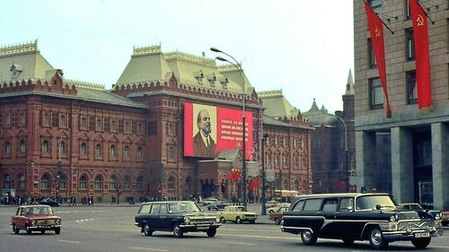 В 20-х годах Москву закрывали от жалобщиков всевозможными способами