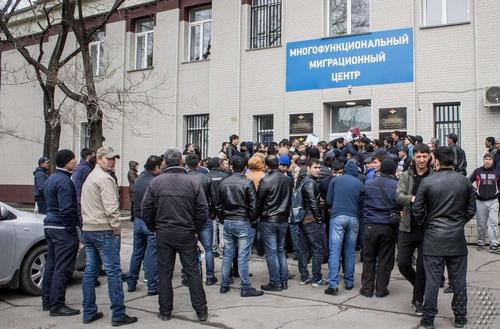 В Хабаровский край Минтруд направит наибольшее количество мигрантов