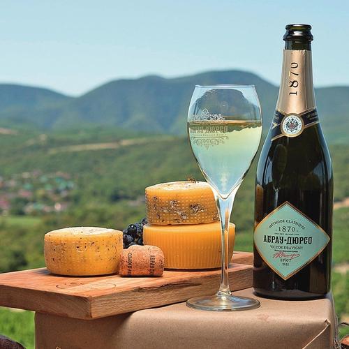Квантовый скачок в виноделии: “Абрау-Дюрсо” поразило мировое жюри своим шампанским
