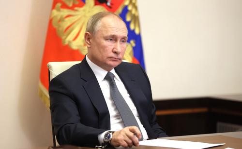 Песков сообщил, что Путин остро реагирует на  данные о смертности в России от коронавируса