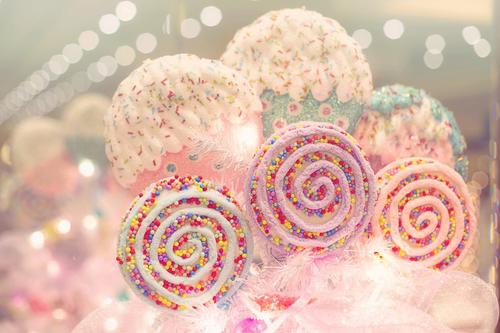 Эксперт Асанов рассказал, сколько конфет можно съесть не навредив здоровью