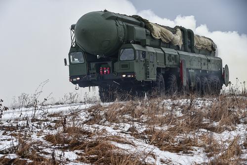 Отставной полковник Баранец: у России «достаточно вооружений, которые могут испепелить НАТО»