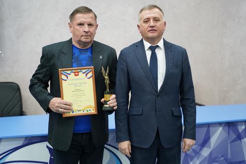 Спортсменки и тренер «Динамо-Уралочки» - лучшие в регионе по итогам года
