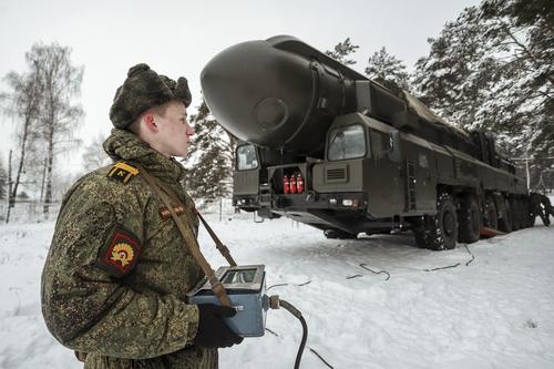 Baijiahao: США «пугает» то, что одна российская ракета «Сармат» может нести 10 ядерных боеголовок  с мощностью 750 килотонн каждая
