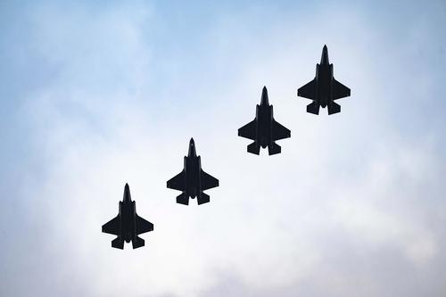 National Interest: применение американских самолетов F-35 способно остановить армию России в случае войны с НАТО в Прибалтике 