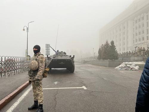Токаев уверен, что на площадях казахстанских городов действовали афганские боевики 