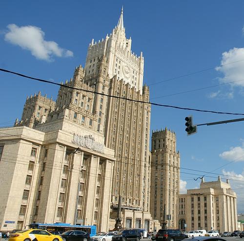 Замглавы МИД РФ Рябков заявил о дискомфорте США на переговорах с Россией из-за партнеров-русофобов в НАТО