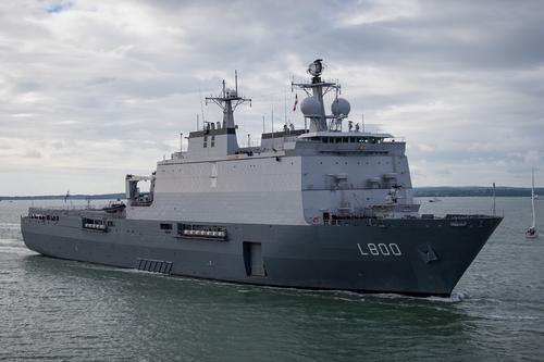 Военный эксперт Бартош: при необходимости силы России могут потопить появившийся на Балтике вертолетоносец НАТО Rotterdam  