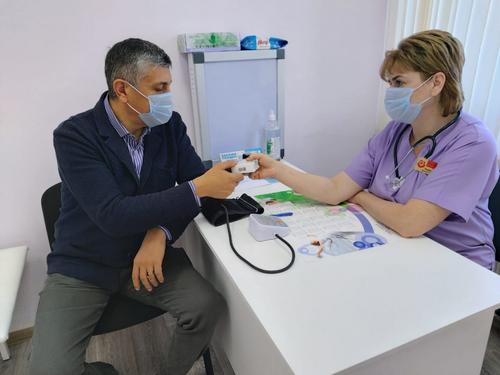 О своей вакцинированности сообщили 71% опрошенных на Кубани