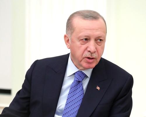 Президент Турции сдал отрицательный тест на коронавирус 