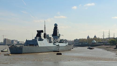 Avia.pro: военные России могли атаковать британский эсминец Defender системами РЭБ во время инцидента возле Крыма летом 2021-го