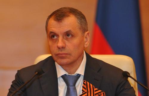 Глава парламента Крыма Константинов заявил, что признание ЛНР и ДНР не позволит Киеву безнаказанно нарушать «Минск-2»