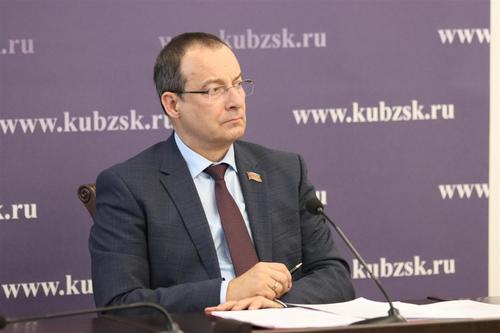 Председатель ЗСК поздравил Контрольно-счётную палату Кубани с юбилеем
