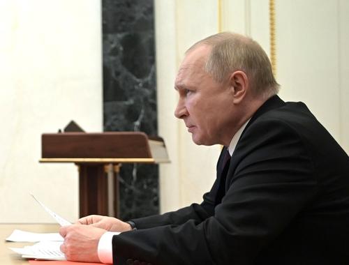 Путин о действиях по Донбассу: Россия исходит из того, что «добро предполагает возможность себя защищать»