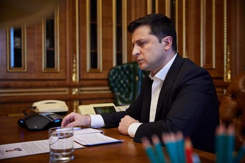 Владимир Зеленский предложил Верховной раде ввести чрезвычайное положение на территории Украины с 24 февраля