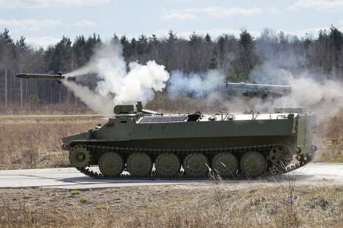 Военкор Поддубный выложил видео удара ракетами ДНР по технике армии Украины на юге Донбасса 