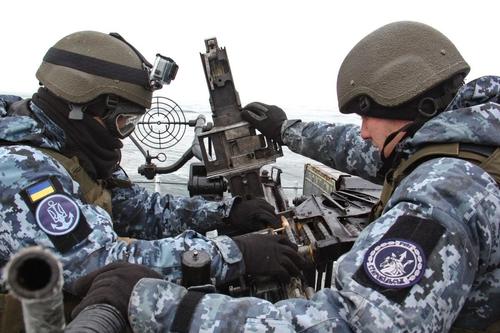 Украинская армия атаковала ракетами два гражданских грузовых судна в Азовском море