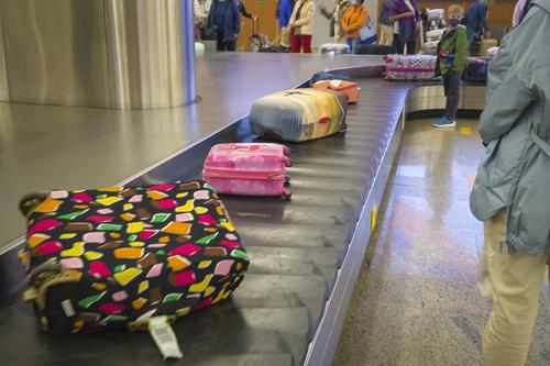 В аэропортах Москвы задержано и отменено более 140 рейсов