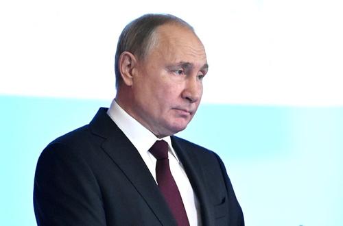Президент РФ Владимир Путин предложил украинским военным взять власть в свои руки