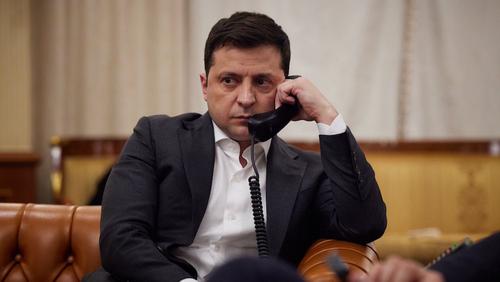 Зеленский заявил, что провел телефонные переговоры с Байденом