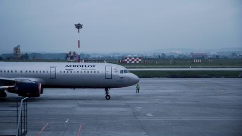 «Аэрофлот» временно приостановил полеты из Москвы и Санкт-Петербурга в ряд европейских городов