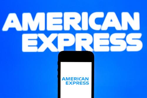 American Express прекратила сотрудничество с попавшими под санкции российскими банками