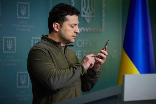 Володин: Зеленский покинул Украину и переехал в Польшу