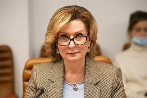 Сенатор Святенко: Москва развивает региональные меры поддержки семей с детьми