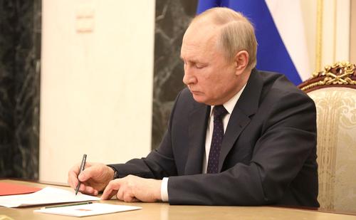 Путин в ходе телефонного разговора с премьером Израиля рассказал про варварский обстрел ВСУ центра Донецка
