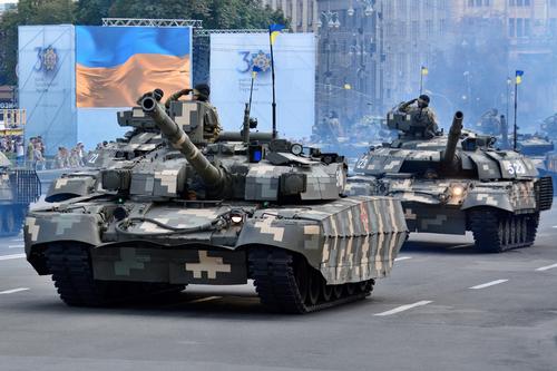 Минобороны России показало видео с украинской военной техникой и оружием, захваченными в Киевской области 