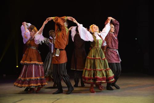 В Челябинск съедутся поклонники народной хореографии