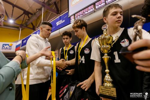 Среди школьников Челябинской области определили лучших баскетболистов